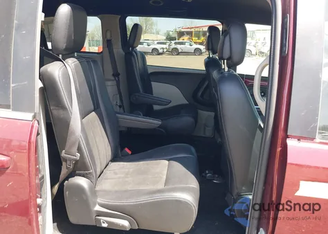 2019 Dodge Grand Caravan Sxt z USA, uszkodzony, nr VIN 2C4RDGCG2KR620385